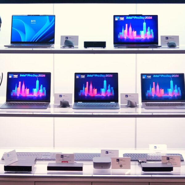 Lenovo refreshes their workstations with AI and unveils a 99.9 Wh battery