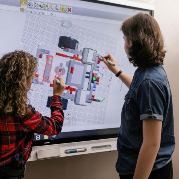 One billion devices will be connected to the Internet of Things in educational centers by 2030