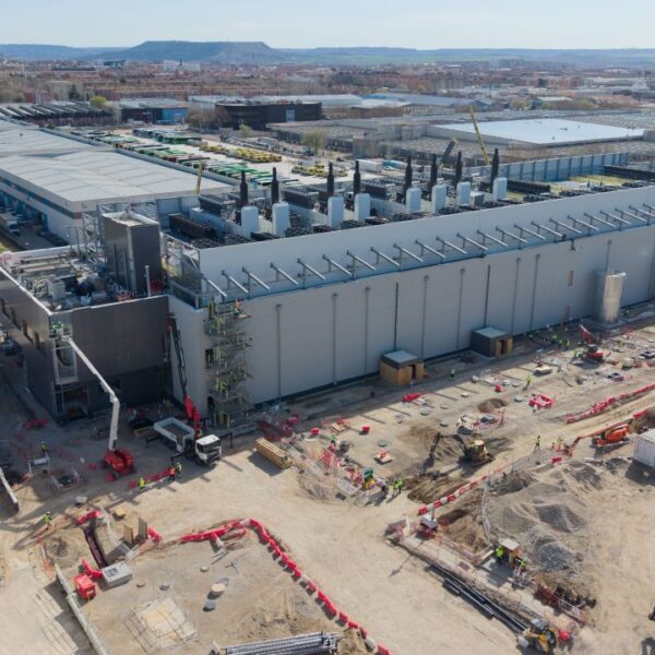 Iron Mountain accelerates in Madrid: MAD-2 to arrive with 10 MW in 2026 and MAD-3 in 2027