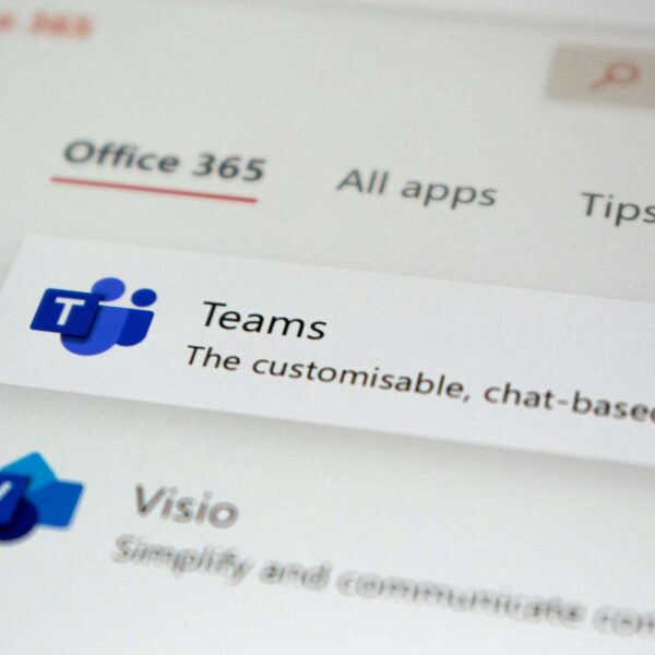 Microsoft warns of rising attacks in Teams posing as tech support