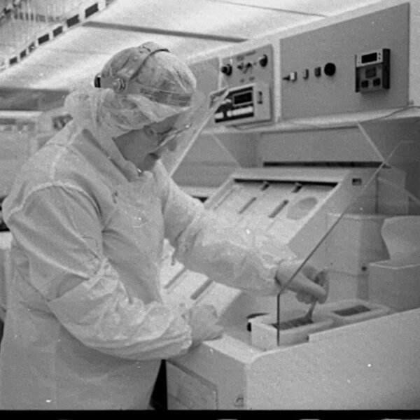 Intel relocates part of its chips for data centers to Vietnam