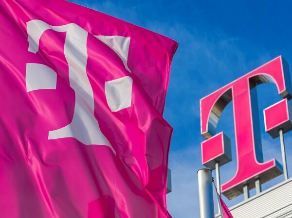 T-Systems, a key technology provider in SOL’s cloud management, the virtual assistant of the Madrid Community
