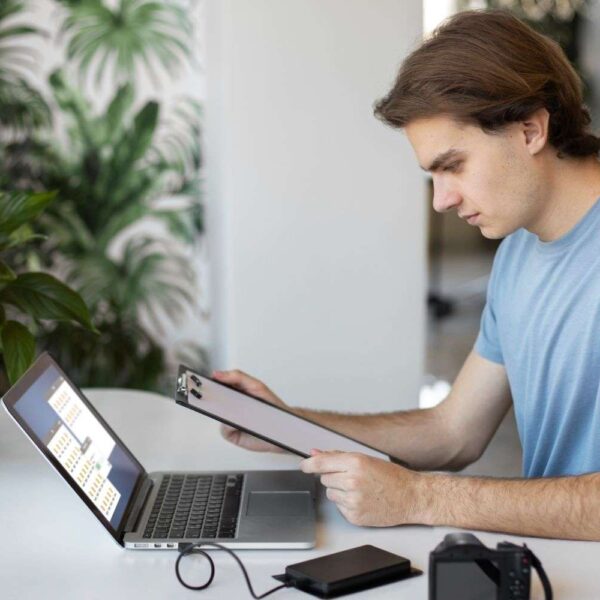 Sage Opens Its Platform to AI Agents for Small and Medium Businesses