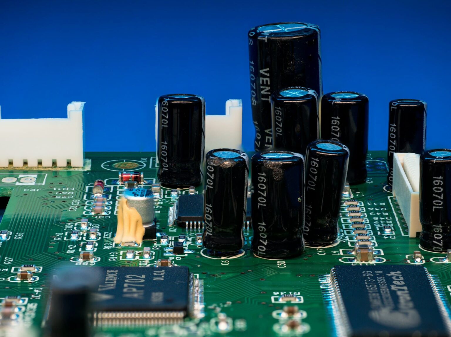 aluminium capacitors