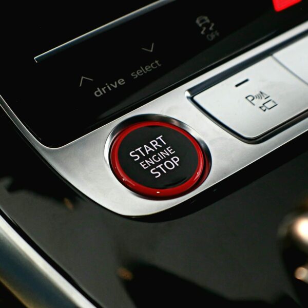 The 2G and 3G blackout threatens the SOS button on millions of cars in Europe