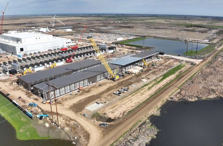 Realty Income and Cloud Capital Create a $6 Billion Vehicle for Data Centers