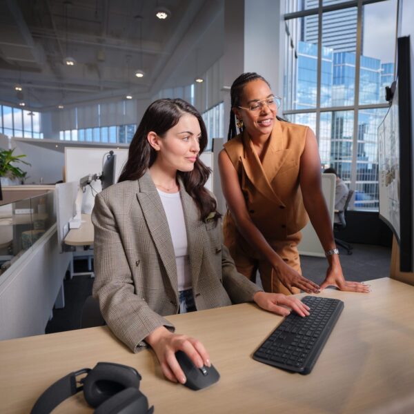 Obsolete technology pushes 23% of employees to consider changing jobs