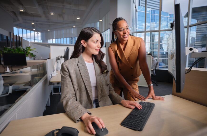 Obsolete technology pushes 23% of employees to consider changing jobs