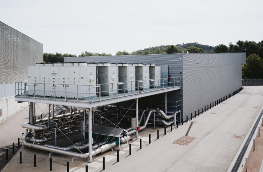 T-Systems Improves the Efficiency of Its Cerdanyola Data Center with a PUE of 1.35 in the First Half of 2026