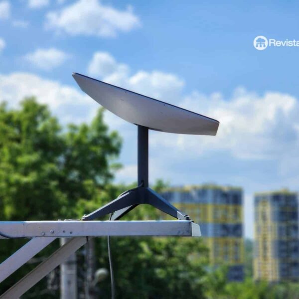 Starlink prepares its next move: turning its home antennas into a 5G mobile network